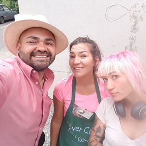 Meet your Posher, Simon